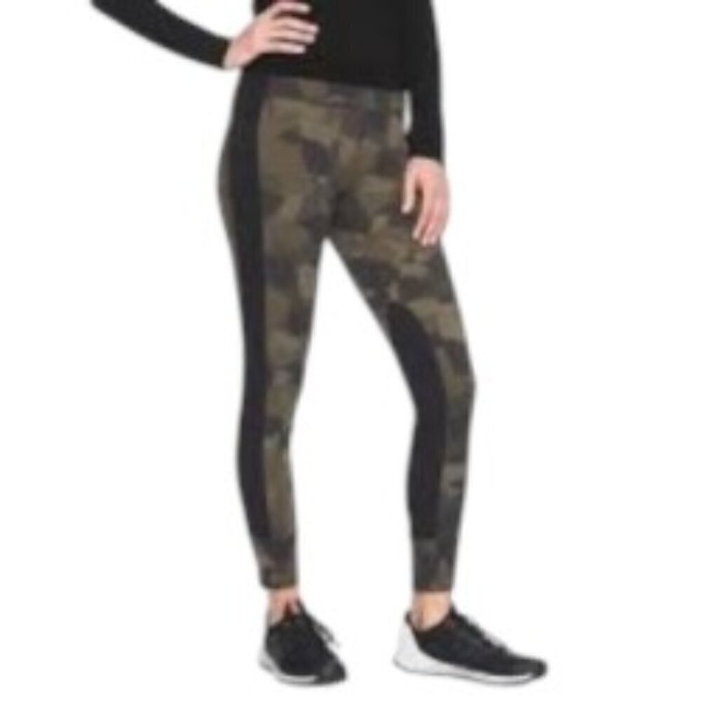 Athleta Essex Camo Hybrid Tight XSmall